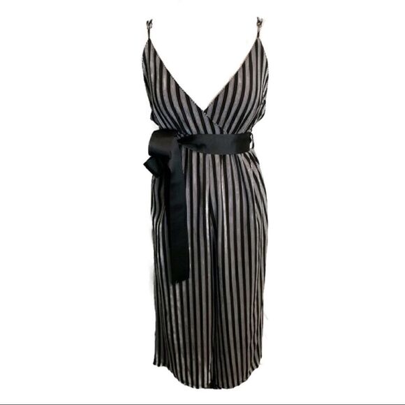 Hayden Black and White Striped Jumpsuit Sz M - Picture 2 of 7